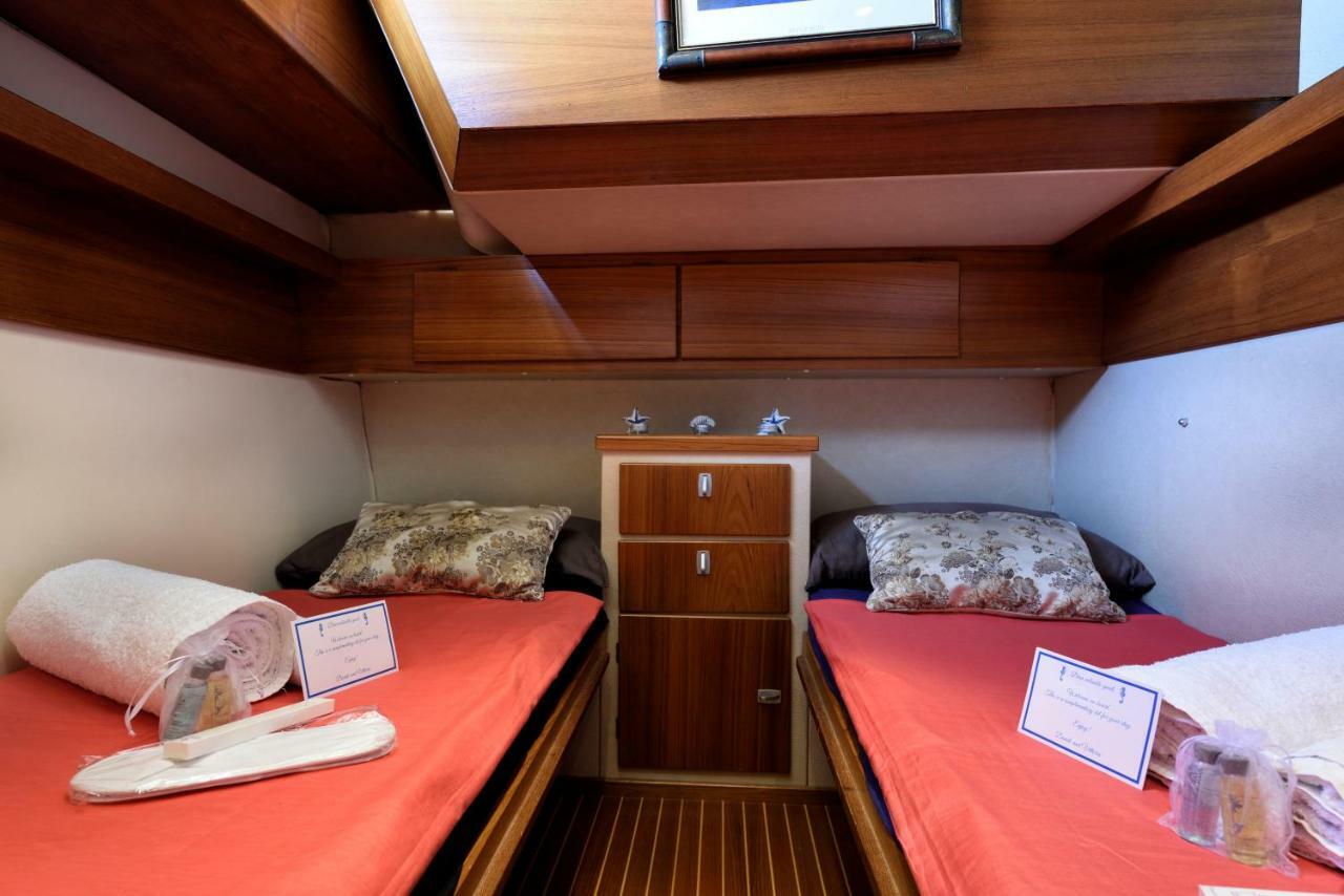 Hotel Blue II Yacht Àrbatax Exteriér fotografie